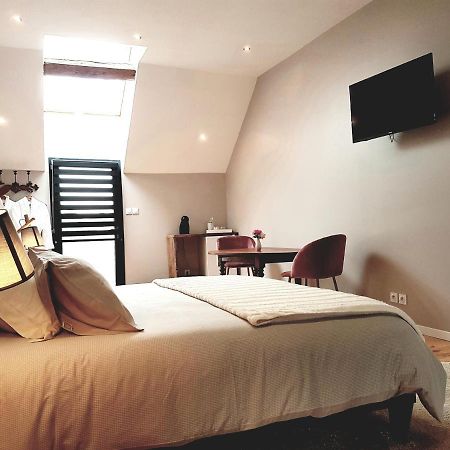 Domaine Du Bois Chaumet Bed & Breakfast Couzon Eksteriør bilde